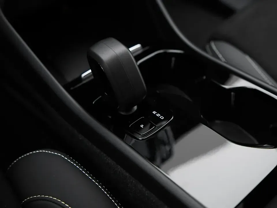 Volvo XC40 Recharge - Imagem 9