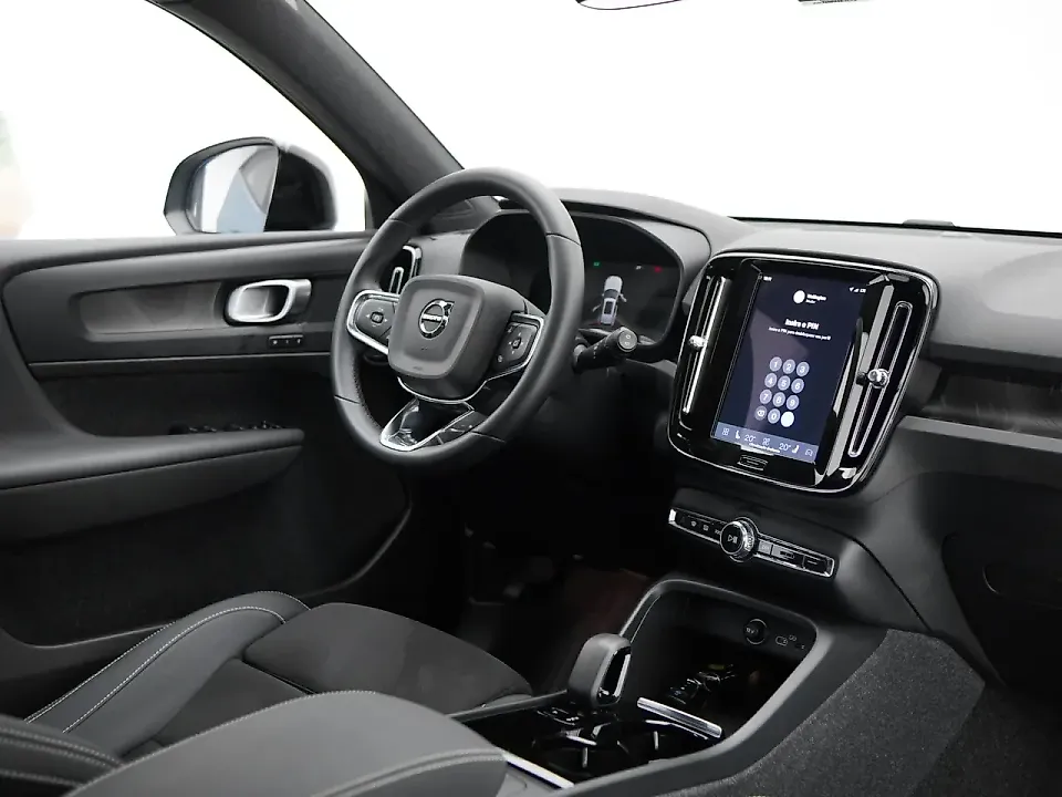Volvo XC40 Recharge - Imagem 11