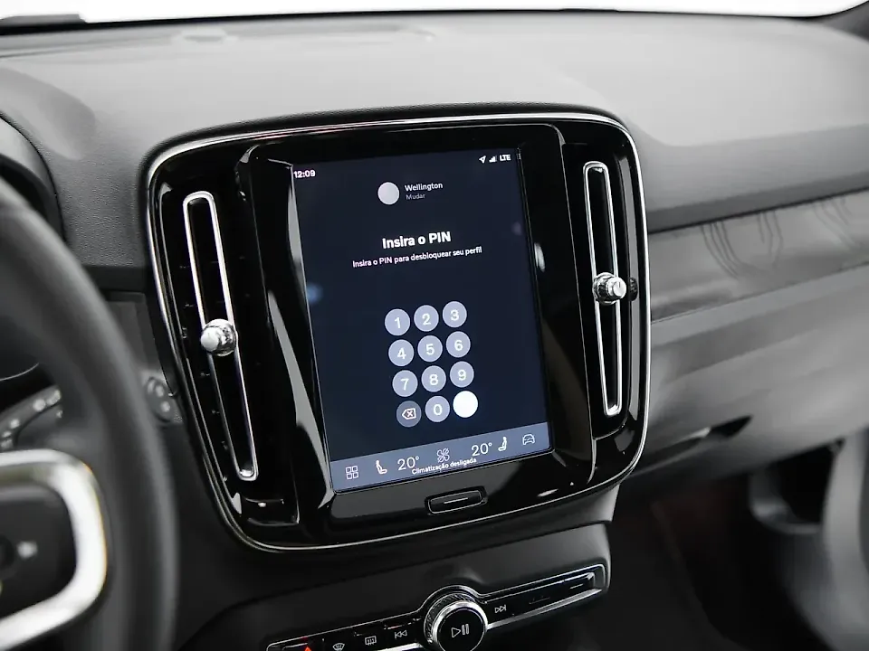 Volvo XC40 Recharge - Imagem 14