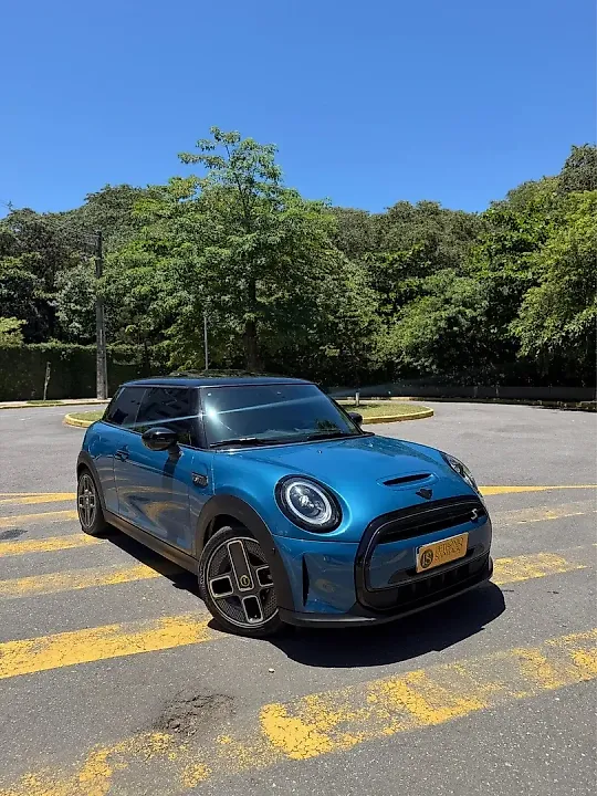 Mini Cooper SE - Imagem 1