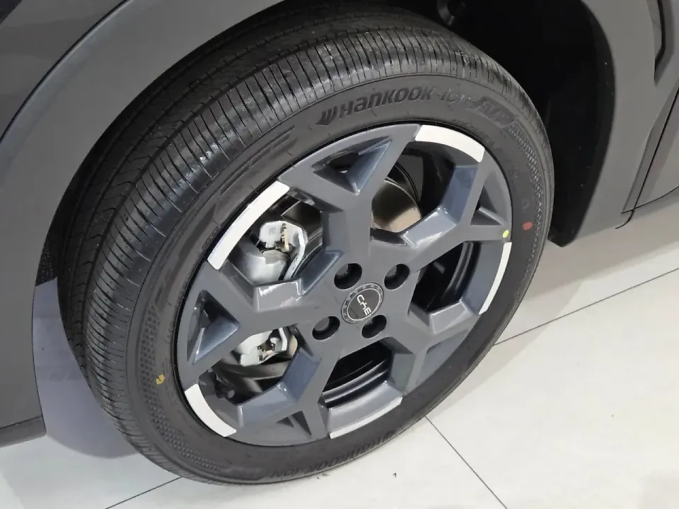 BYD Dolphin - Imagem 12