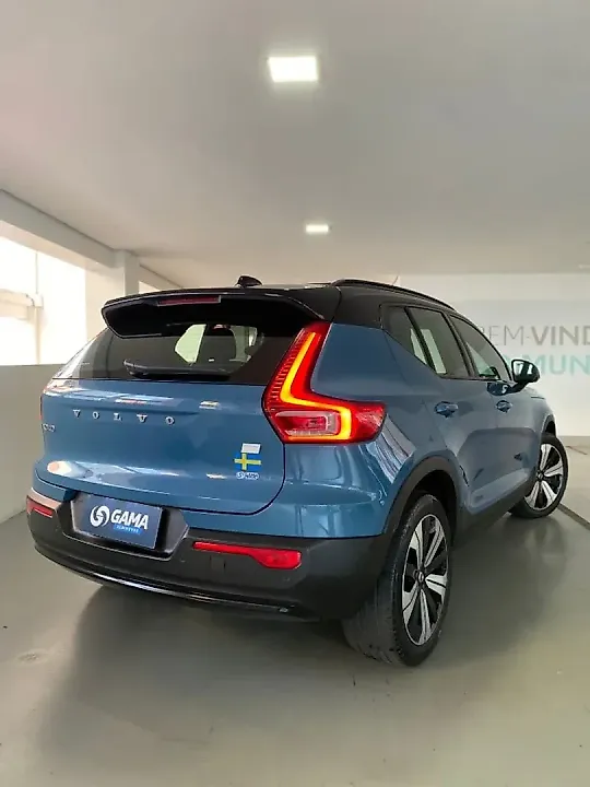 Volvo XC40 Recharge - Imagem 6