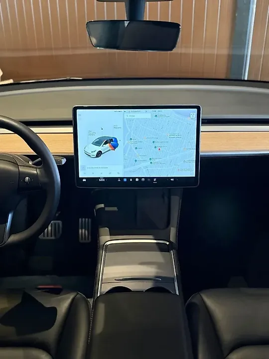 Tesla Model Y - Imagem 7
