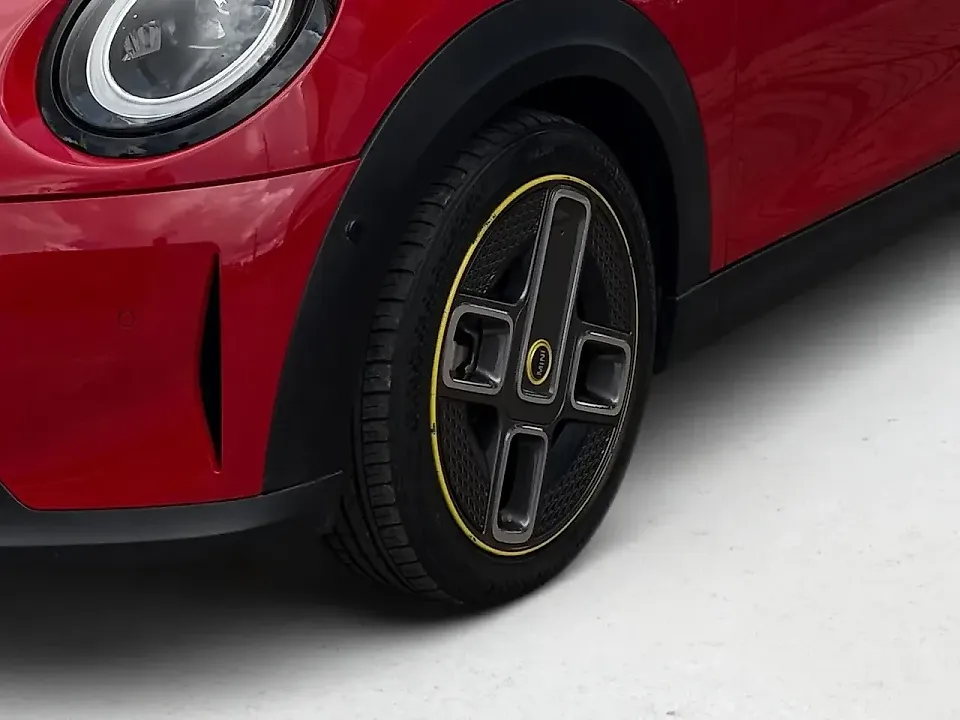 Mini Cooper SE - Imagem 8