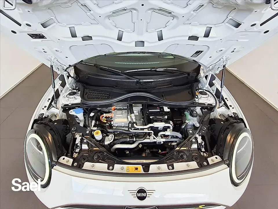 Mini Cooper SE - Imagem 4