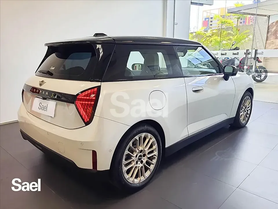 Mini Cooper SE - Imagem 6