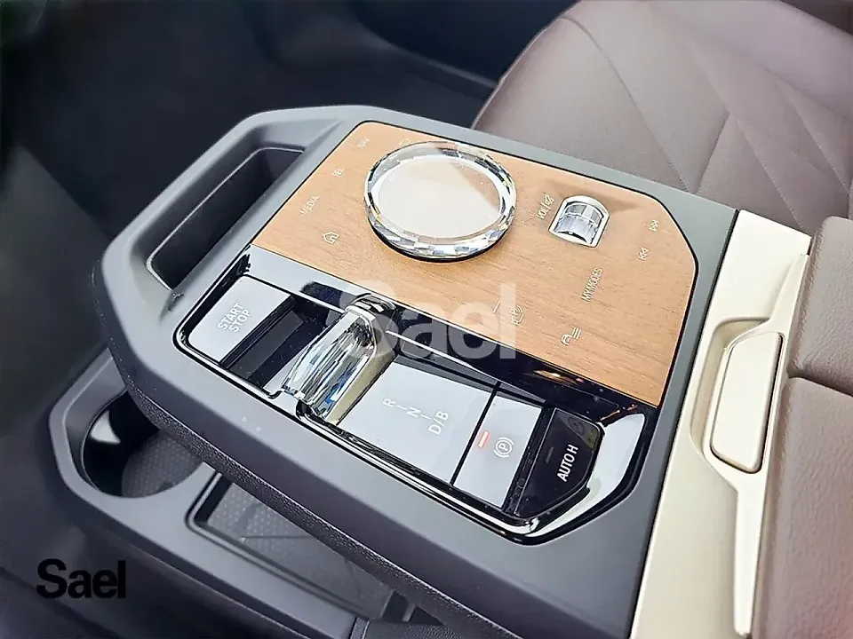BMW Ix - Imagem 13