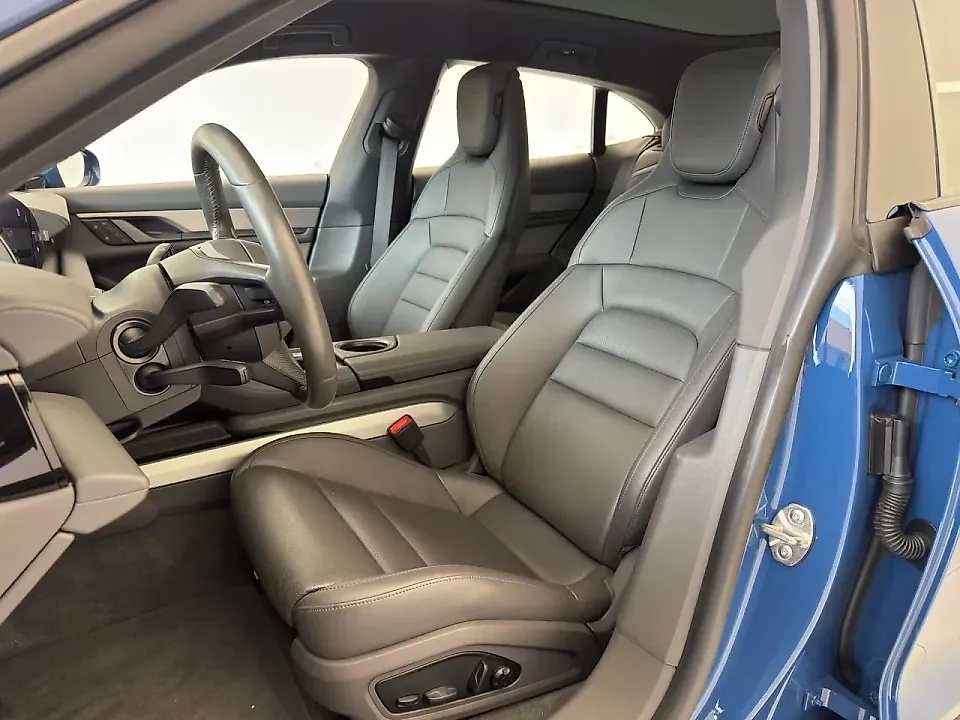 Porsche Taycan - Imagem 7
