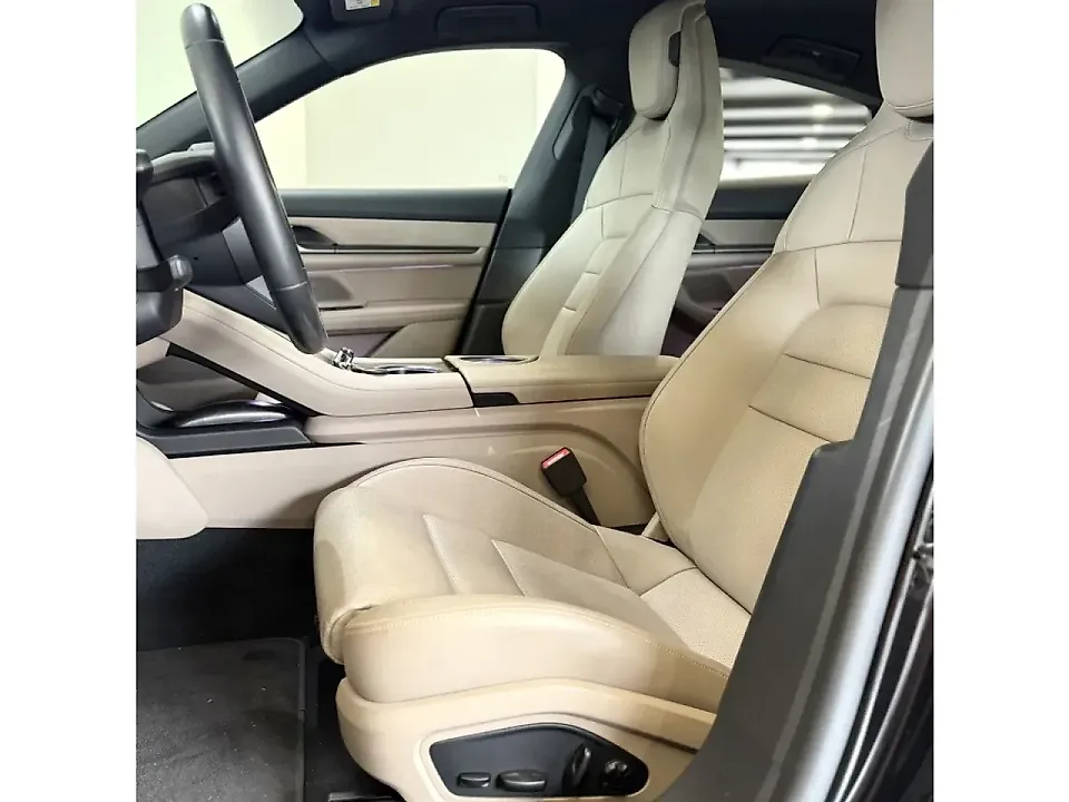 Porsche Taycan - Imagem 9