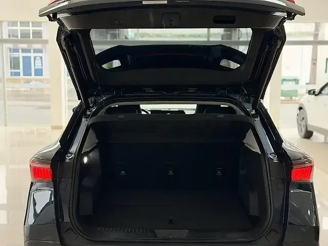 Omoda E5 - Imagem 8