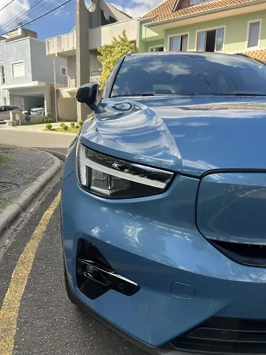 Volvo XC40 Recharge - Imagem 6