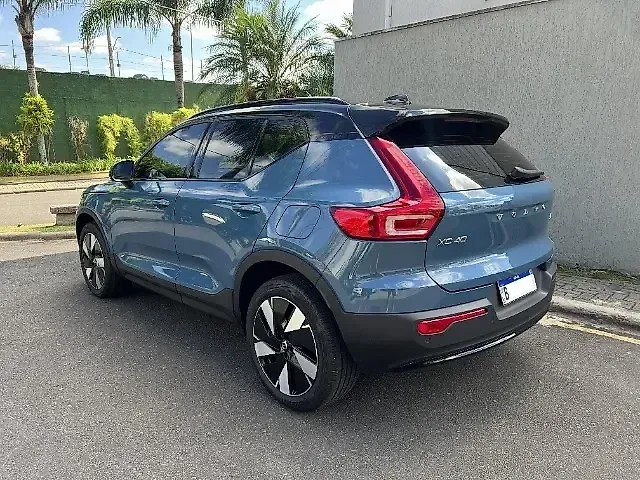 Volvo XC40 Recharge - Imagem 11