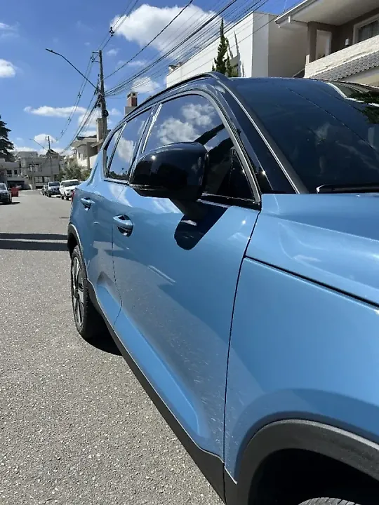 Volvo XC40 Recharge - Imagem 12