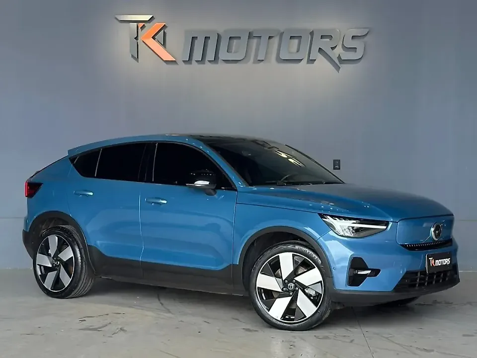 Volvo C40 Recharge - Imagem 1