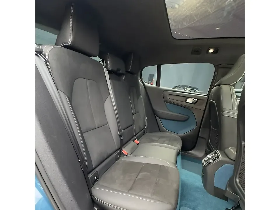 Volvo C40 Recharge - Imagem 12