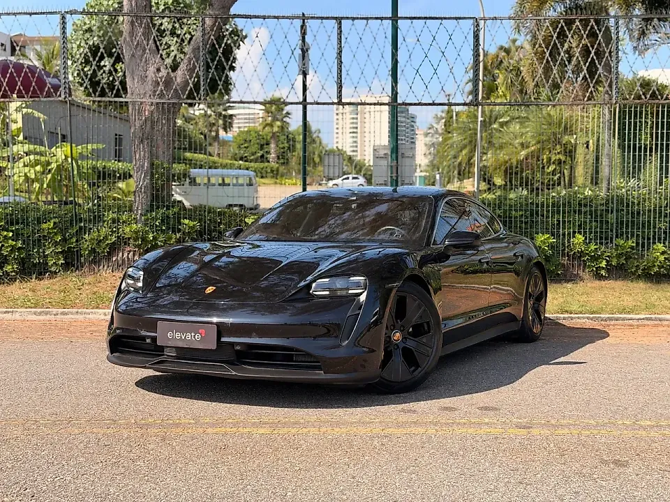 Porsche Taycan - Imagem 1