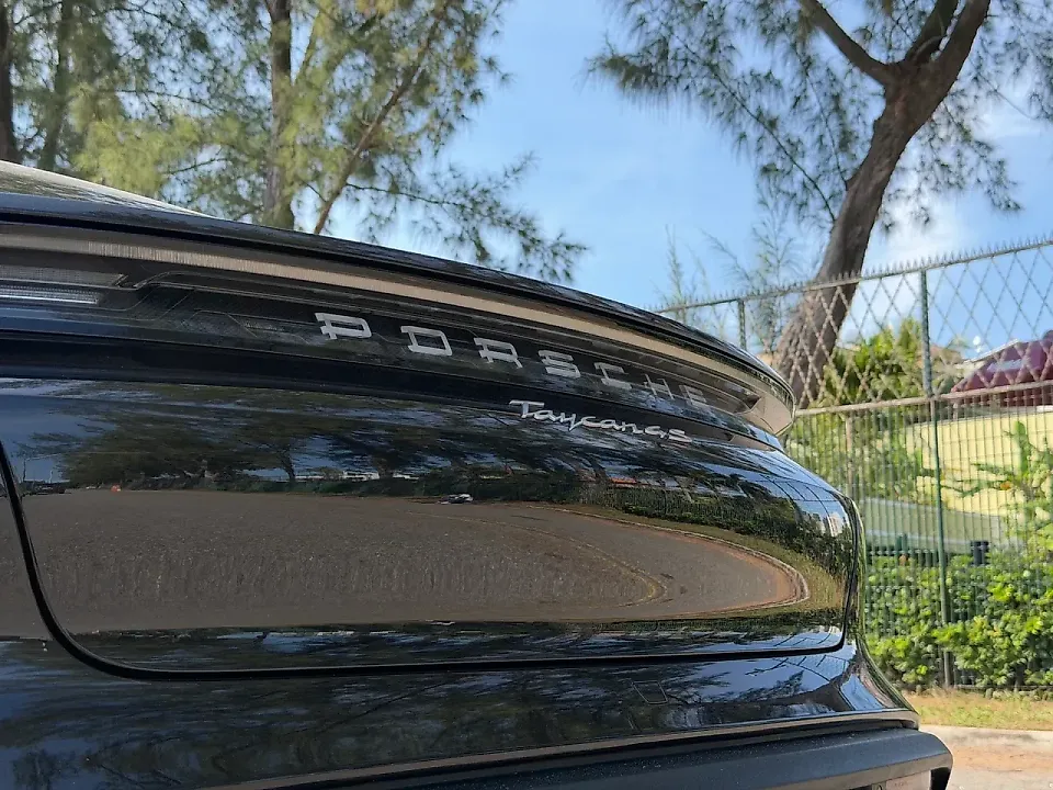 Porsche Taycan - Imagem 10