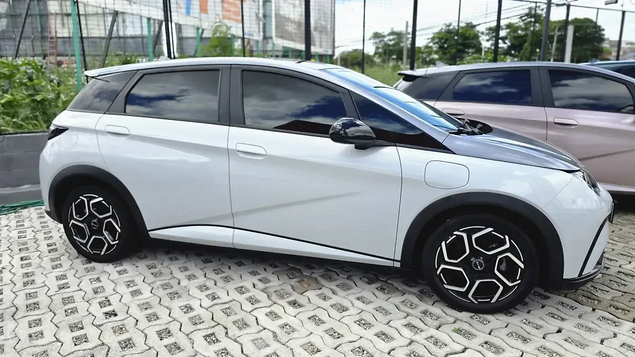 BYD Dolphin Plus - Imagem 2