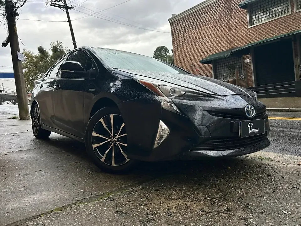 Toyota Prius Gen-4 - Imagem 3