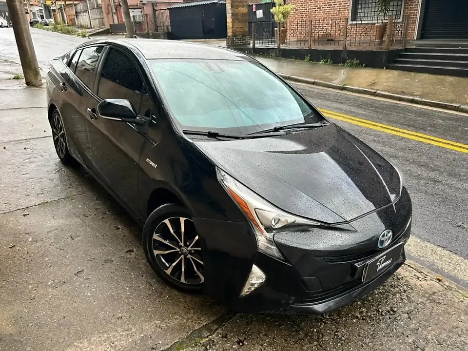 Toyota Prius Gen-4 - Imagem 8