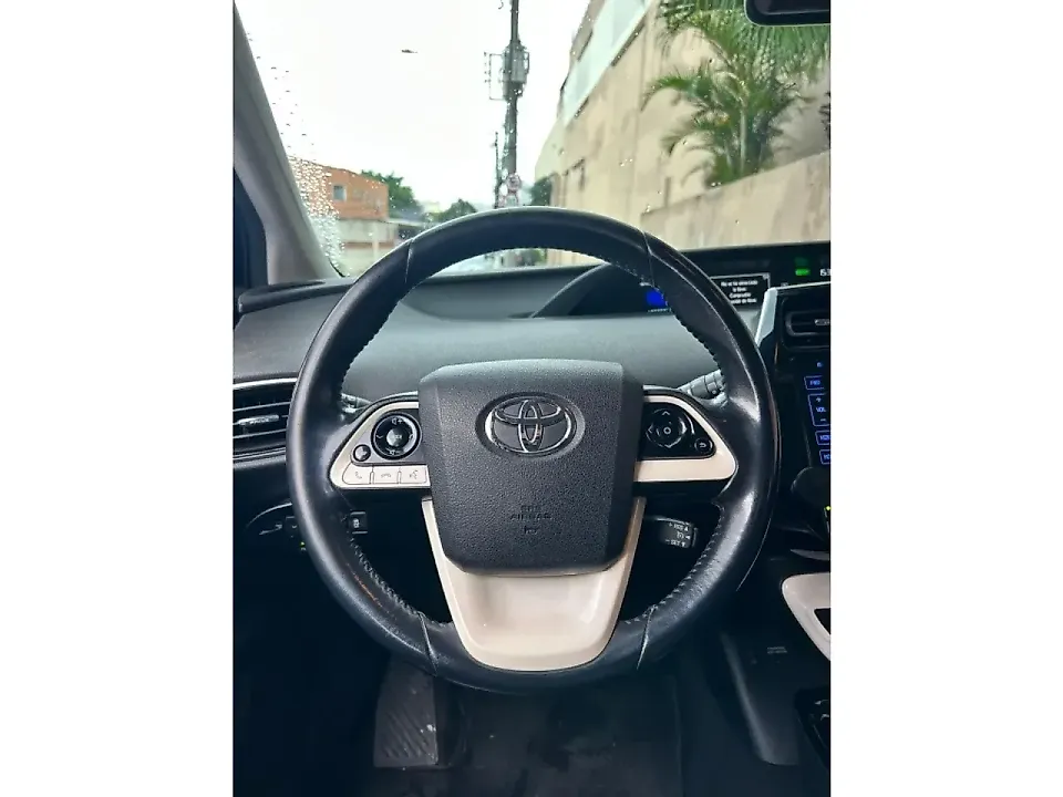 Toyota Prius Gen-4 - Imagem 13