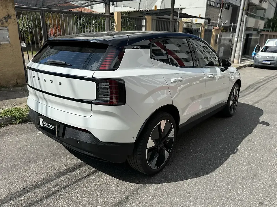 Volvo EX30 - Imagem 6
