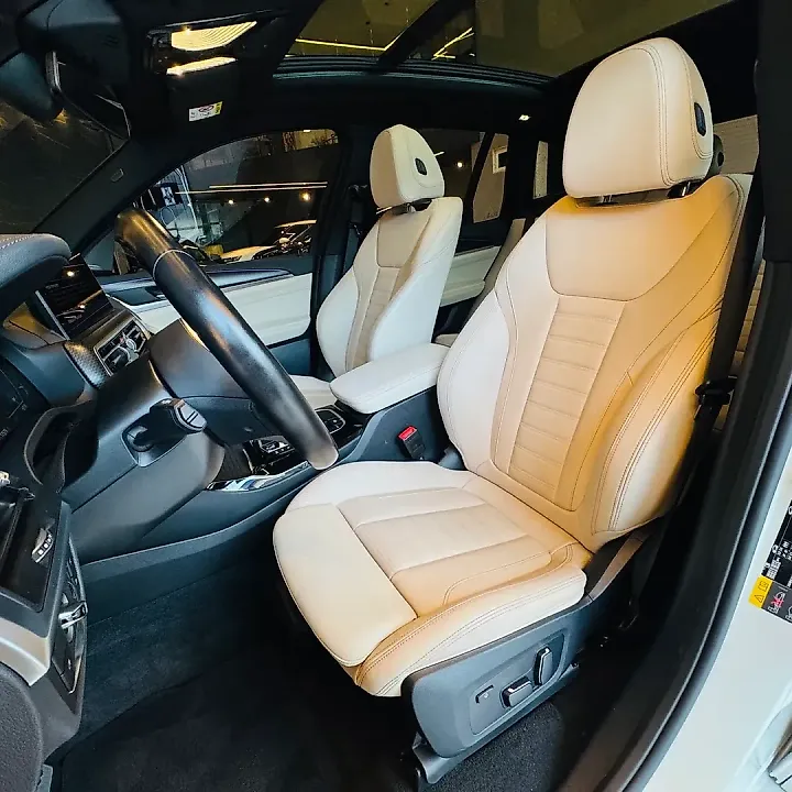 BMW IX3 - Imagem 8