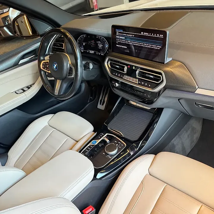 BMW IX3 - Imagem 11