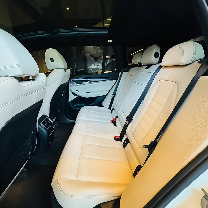 BMW IX3 - Imagem 10