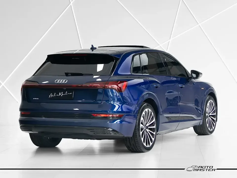 Audi E-tron - Imagem 1