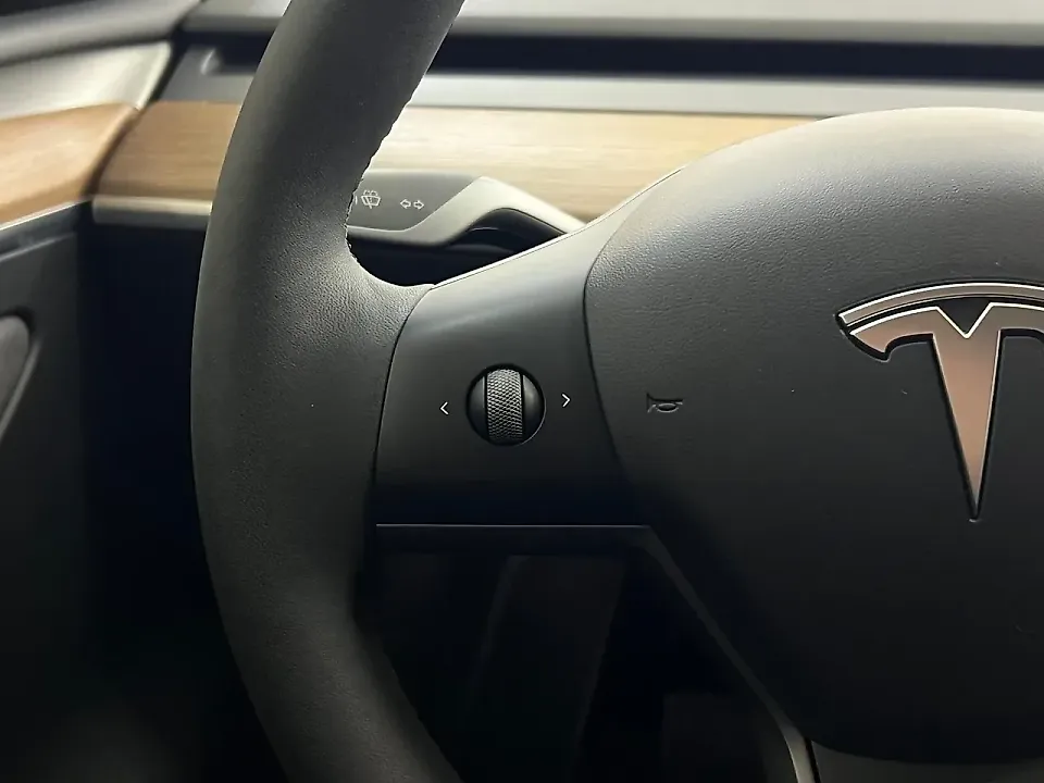 Tesla Model Y - Imagem 10