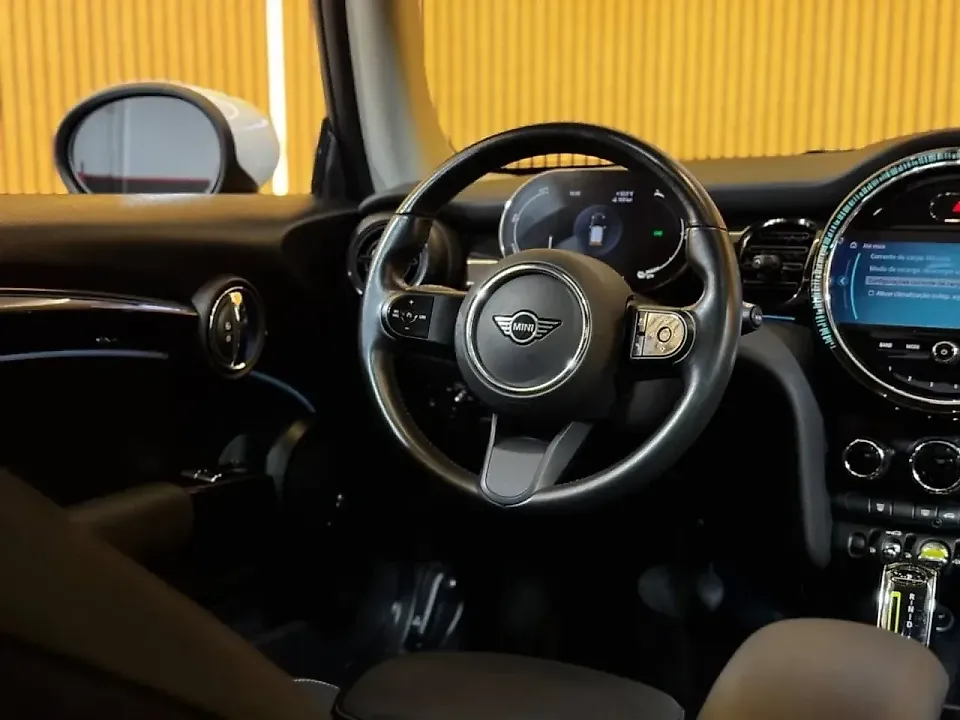 Mini Cooper SE - Imagem 14