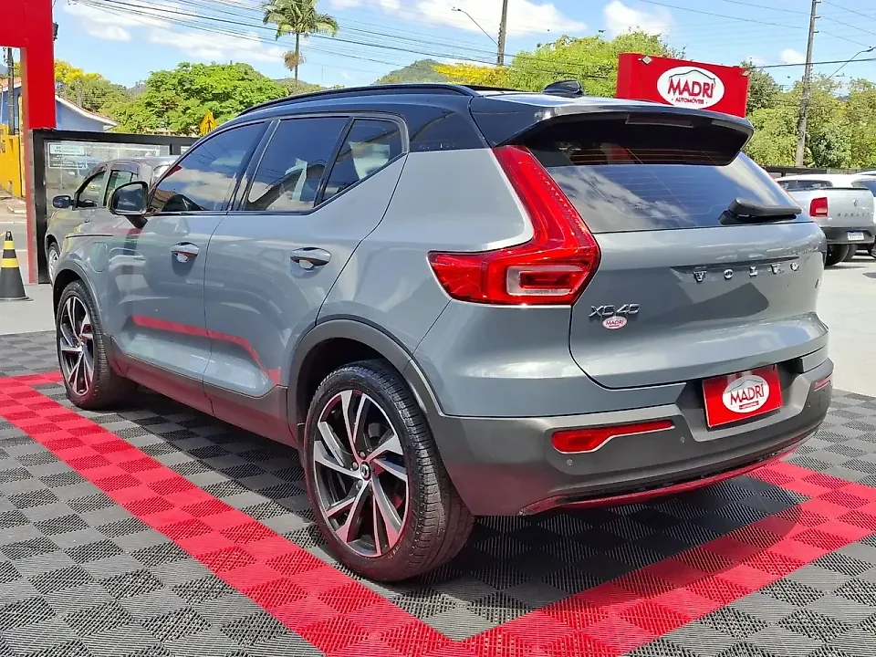 Volvo XC40 - Imagem 4