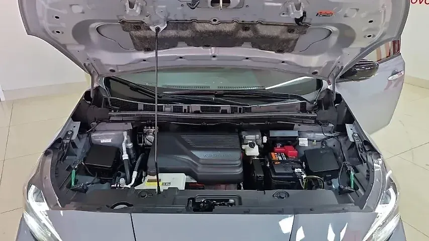 Nissan Leaf - Imagem 18