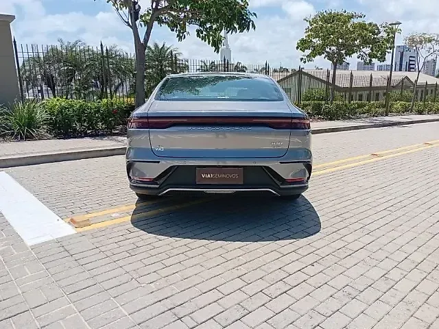 BYD Han - Imagem 5