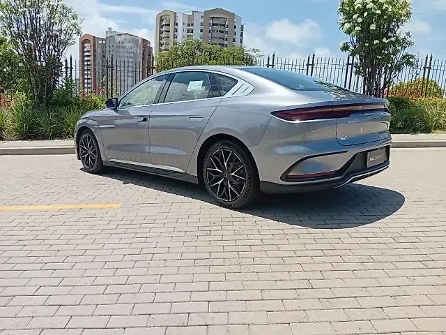 BYD Han - Imagem 6