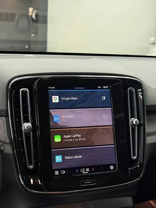 Volvo XC40 Recharge - Imagem 9