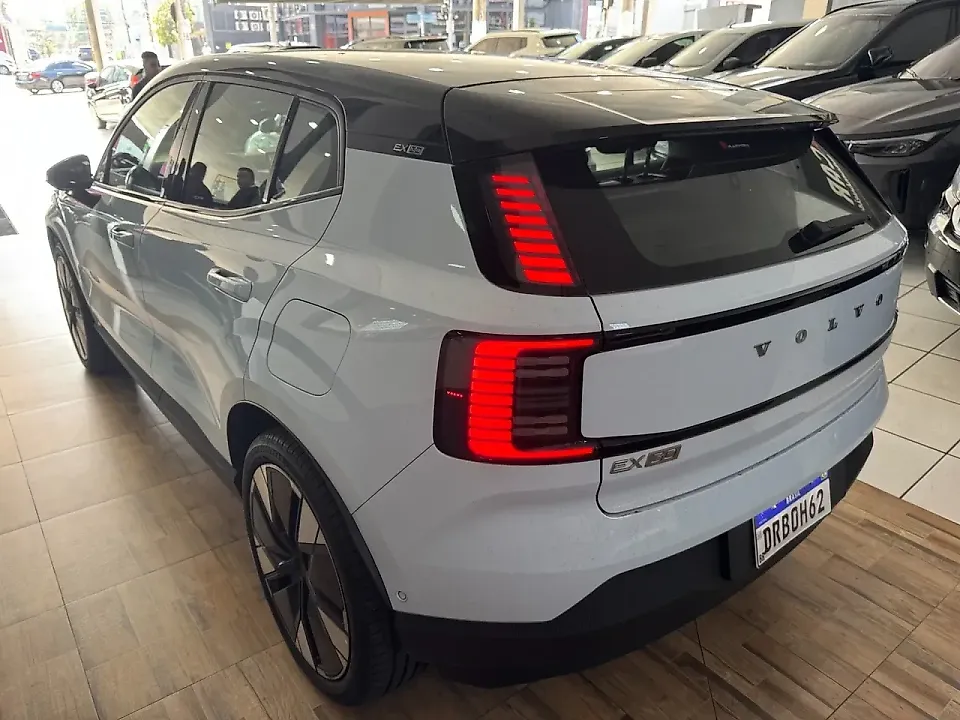 Volvo EX30 - Imagem 10
