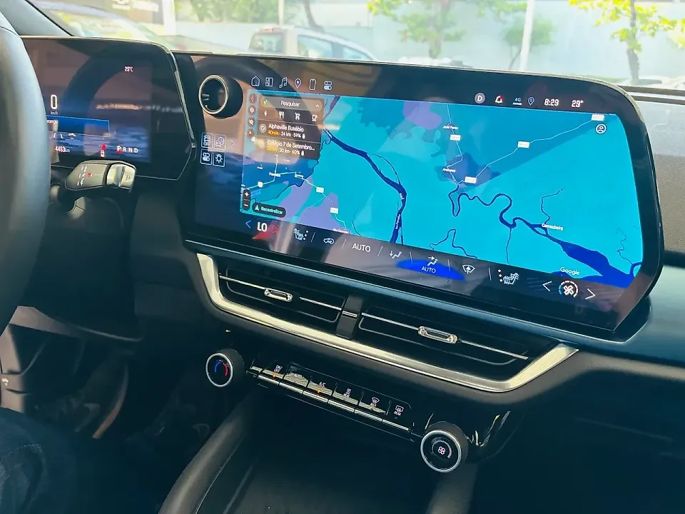 Chevrolet Equinox EV - Imagem 12