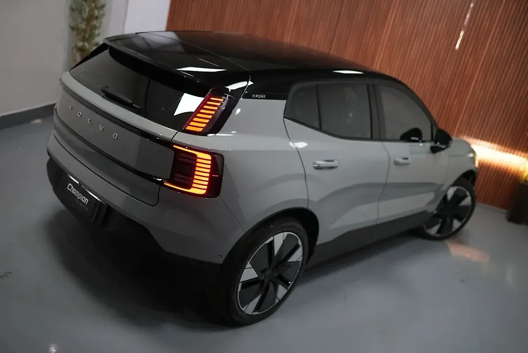 Volvo EX30 - Imagem 2
