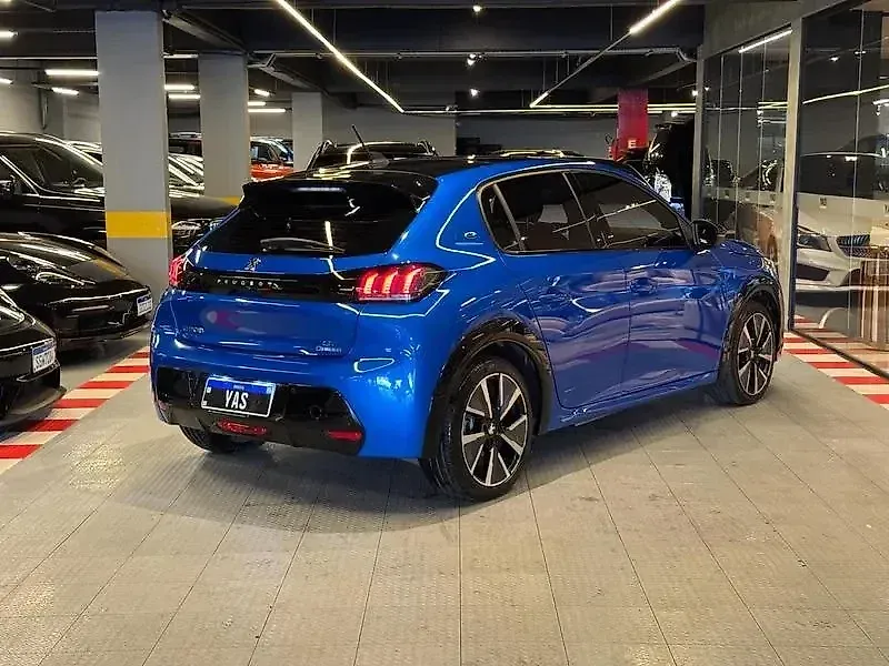 Peugeot E-208 - Imagem 6
