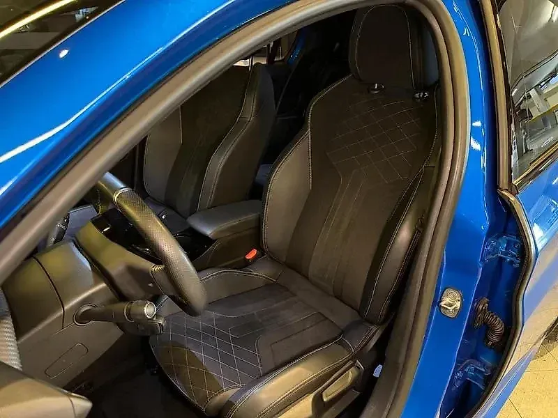 Peugeot E-208 - Imagem 11