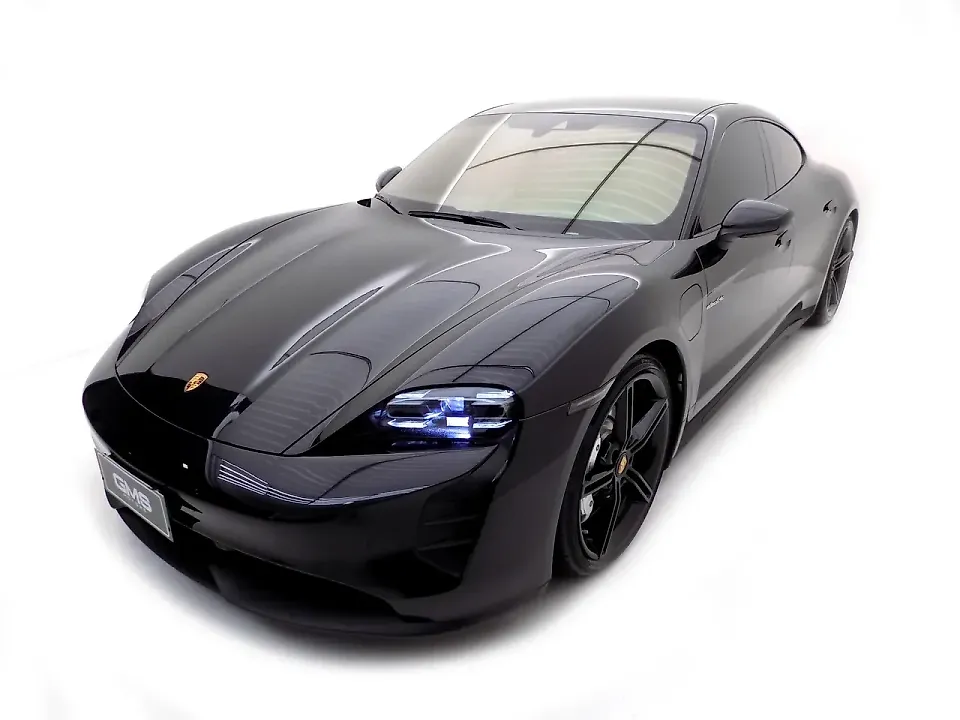 Porsche Taycan - Imagem 3