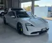 Porsche Taycan - Miniatura 3