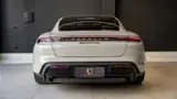 Porsche Taycan - Miniatura 4