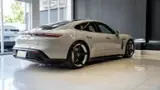 Porsche Taycan - Miniatura 6