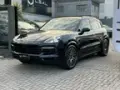 Porsche Cayenne - Miniatura 1