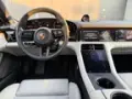 Porsche Taycan - Miniatura 12