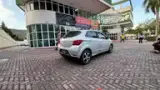 Chevrolet Bolt EV - Miniatura 8