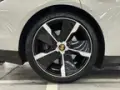 Porsche Taycan - Miniatura 7